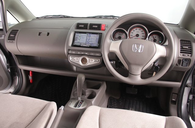 ホンダフィット1.3W