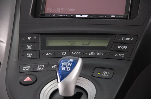 トヨタプリウスSツーリングセレクション