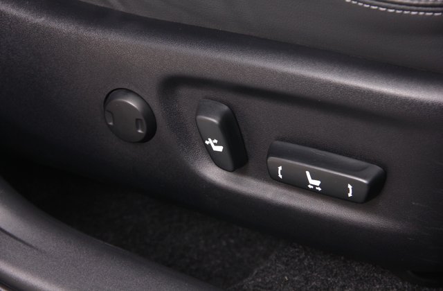 トヨタプリウスGツーリングセレクション レザーパッケージ