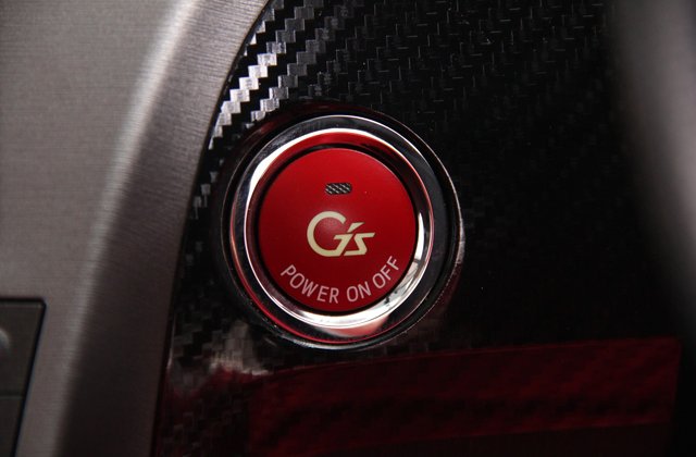 トヨタプリウスSツーリングセレクション G’s