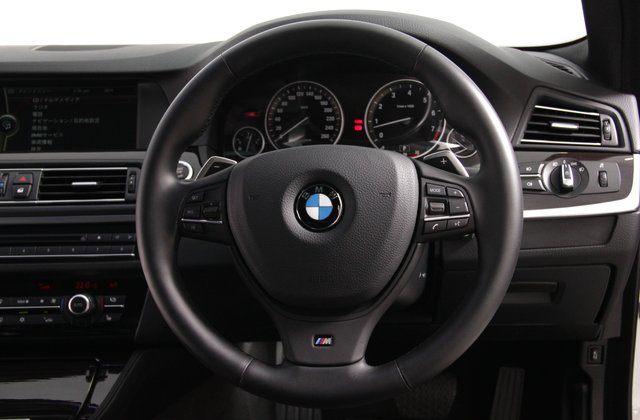BMW5シリーズツーリングワゴン 528i Mスポーツ