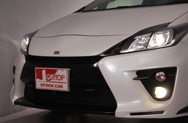 トヨタプリウスSツーリングセレクション G’s