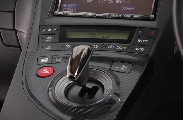 トヨタプリウスSツーリングセレクション G’s