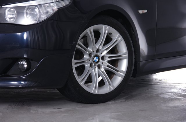 BMW5シリーズ525i Mスポーツ