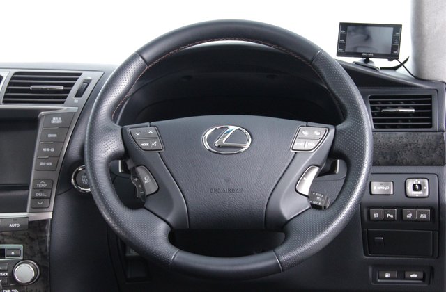 レクサスLSLS460 バージョンSZ Iパッケージ
