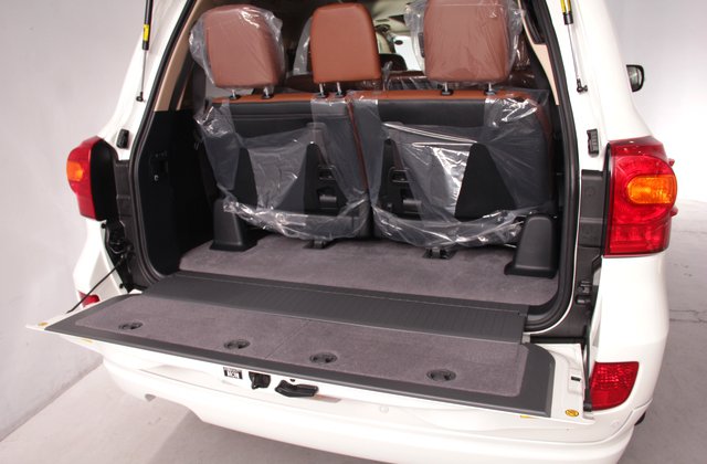 トヨタランドクルーザーZX ブルーノクロス