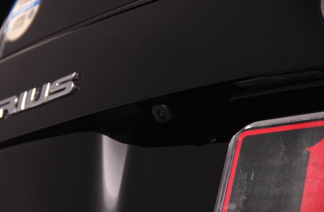 トヨタプリウスS LEDエディション