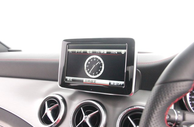 メルセデスベンツCLAクラスCLA45 AMG 4マチック