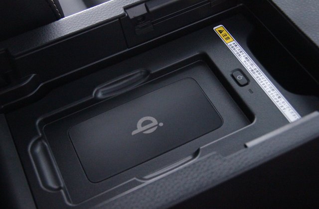 トヨタハリアープレミアムアドバンスドパッケージ