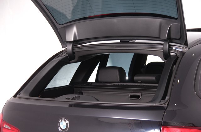 BMW5シリーズ528iツーリング Mスポーツパッケージ