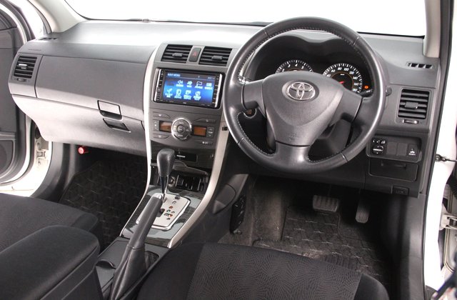 トヨタカローラフィールダー1.8S