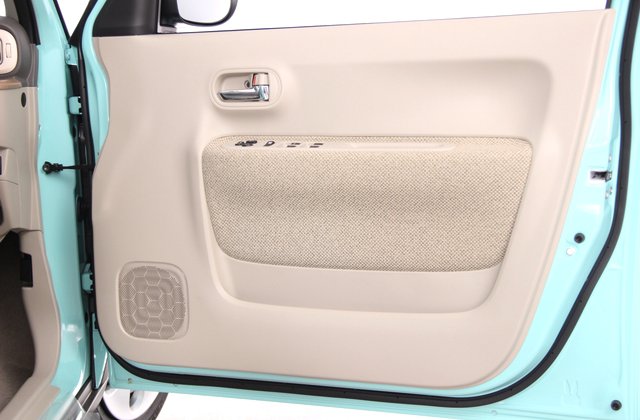 スズキアルトラパンS オーディオレス仕様車