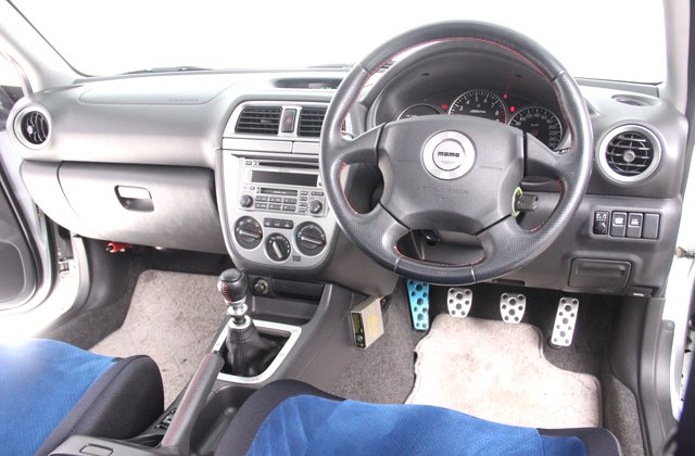 スバルインプレッサWRXSTiリミテッド