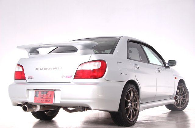 スバルインプレッサWRXSTiリミテッド