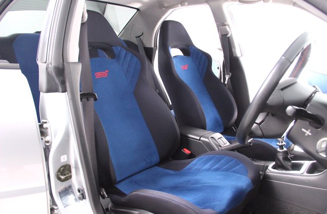 スバルインプレッサWRXSTiリミテッド