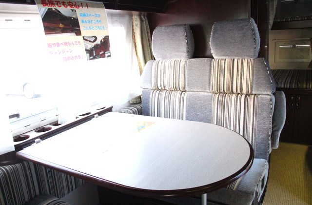 トヨタコースタービッグバンLX ナッツ製キャンピング