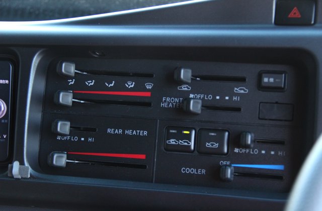 トヨタコースタービッグバンLX ナッツ製キャンピング