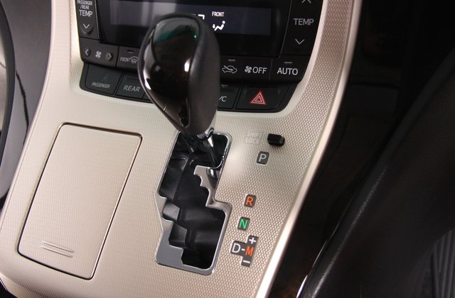 トヨタアルファード240S タイプゴールド