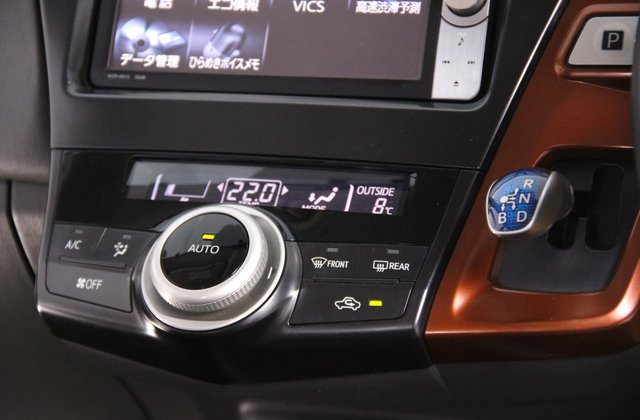 トヨタプリウスαSツーリングセレクション