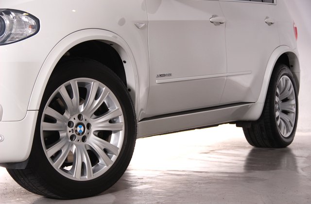 BMWX5X Drive 4.8i Mスポーツ