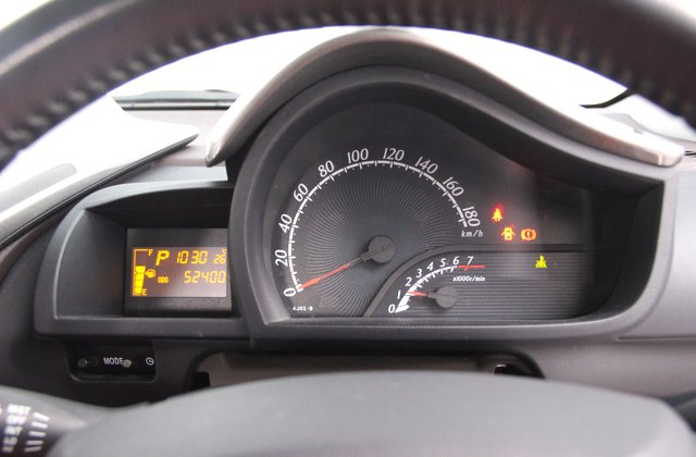 トヨタiQ100G レザーパッケージ
