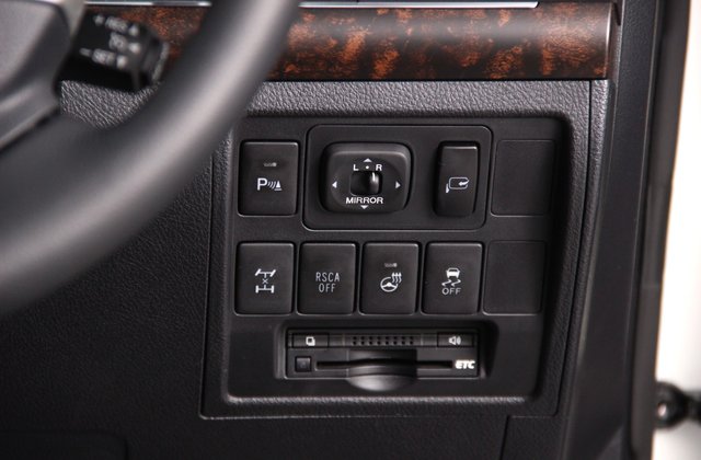 トヨタランドクルーザーAX Gセレクション