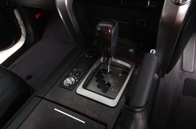 トヨタランドクルーザーAX Gセレクション