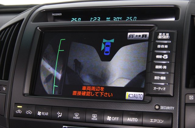 トヨタランドクルーザーAX G 60thブラックレザーセレクション