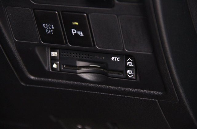 トヨタランドクルーザーAX G 60thブラックレザーセレクション