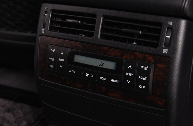 トヨタランドクルーザーAX G 60thブラックレザーセレクション
