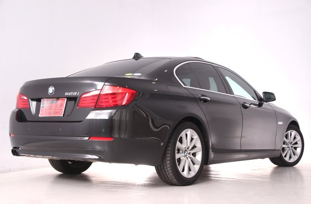 BMW5シリーズ523i ハイラインパッケージ