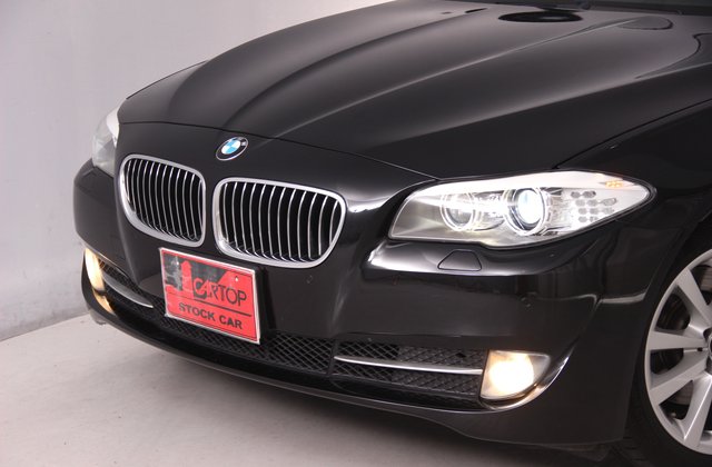 BMW5シリーズ523i ハイラインパッケージ