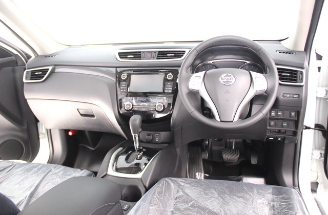 ニッサンエクストレイル20Xt エマージェンシーブレーキパッケージ