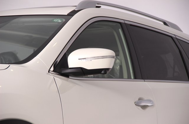 ニッサンエクストレイル20Xt エマージェンシーブレーキパッケージ