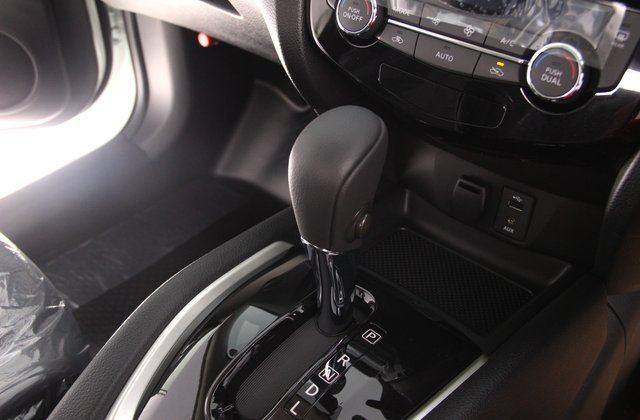 ニッサンエクストレイル20Xt エマージェンシーブレーキパッケージ