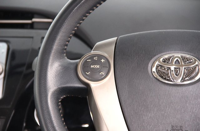 トヨタプリウスG LEDエディション