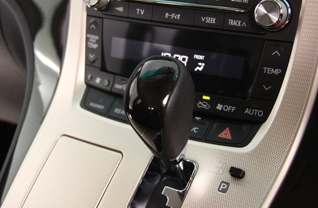 トヨタアルファード240S タイプゴールドII
