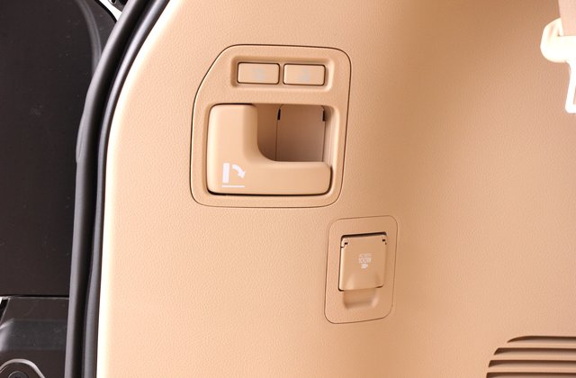 トヨタランドクルーザーZX