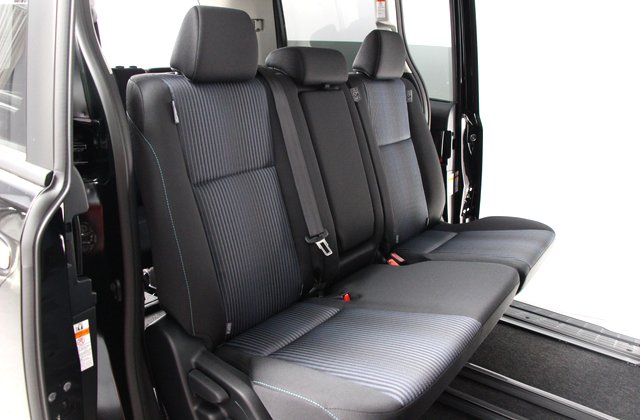 トヨタヴォクシーZS 煌 II