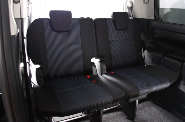 トヨタヴォクシーZS 煌 II