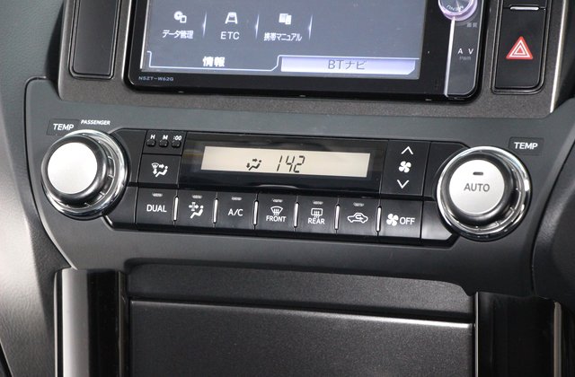 トヨタランドクルーザープラドTX