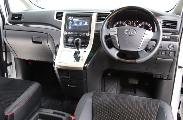 トヨタヴェルファイア2.4Z ゴールデンアイズII