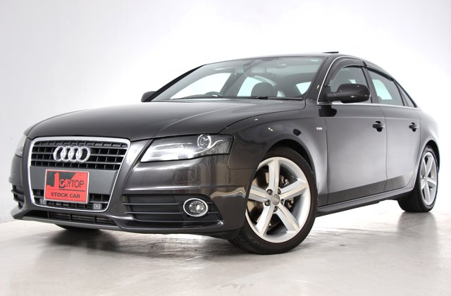 アウディA42.0TFSI Sライン