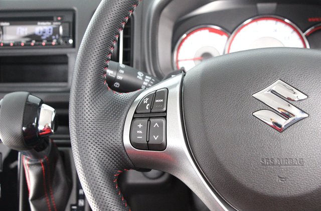 スズキアルトワークスべースグレード