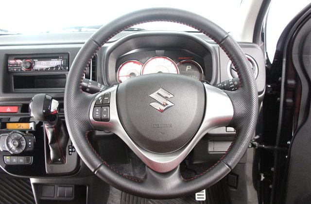 スズキアルトワークスべースグレード