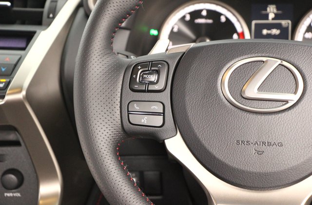 レクサスNX200t Fスポーツ