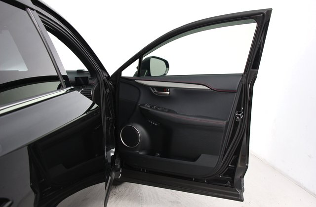 レクサスNX200t Fスポーツ