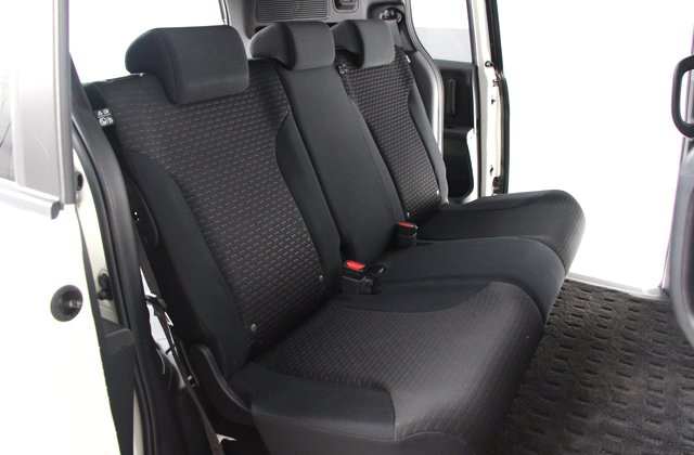 ホンダフリードスパイクハイブリッドジャストセレクション