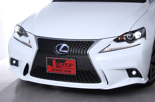 レクサスISハイブリッドIS300h Fスポーツ