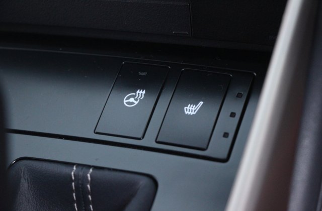 レクサスISハイブリッドIS300h Fスポーツ